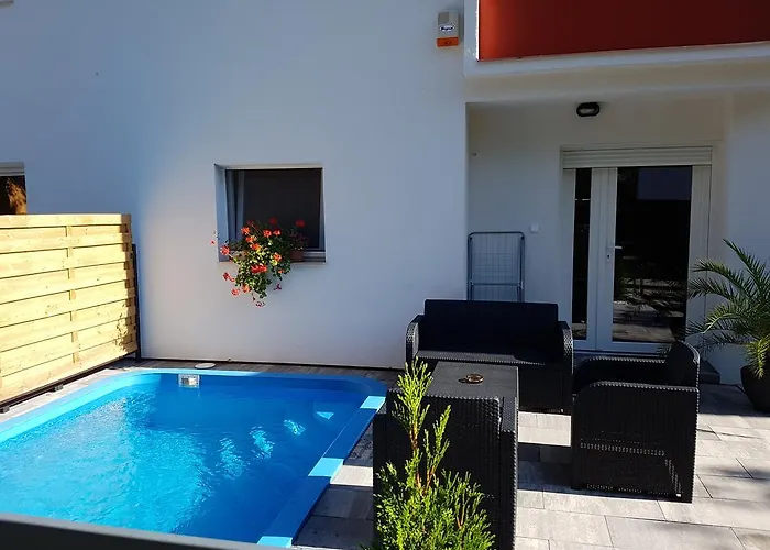 Happy * שיופוק